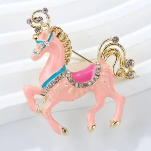 Chic Horse Brooch with Rhinestones Choice Of 3 Colors